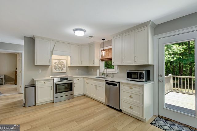 35 Hillbrook Chase, Newnan, GA 30263