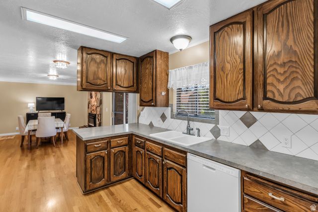 2339 N JONI DR, Layton, UT 84040