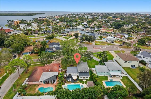 5510 VENETIAN BOULEVARD NE, St Petersburg, FL 33703