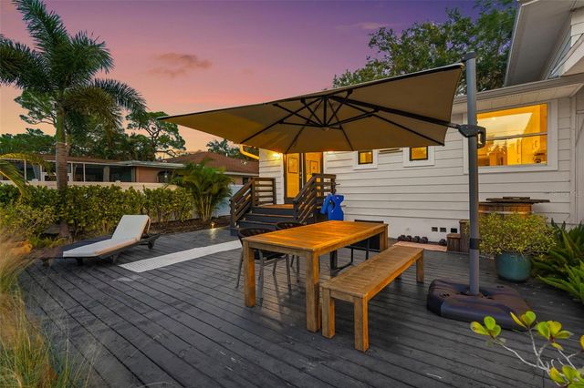 5510 VENETIAN BOULEVARD NE, St Petersburg, FL 33703