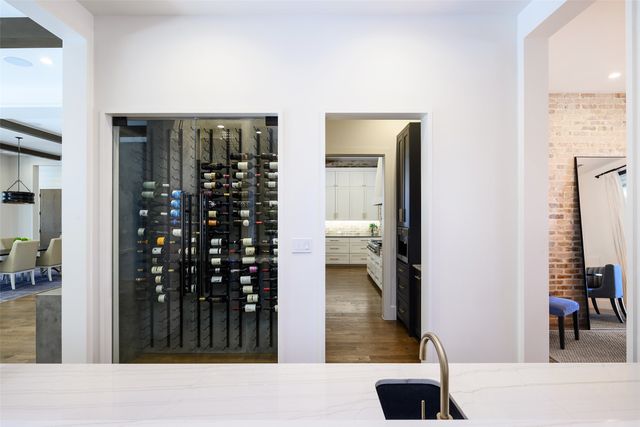 11546 W Ricks Circle, Dallas, TX 75230