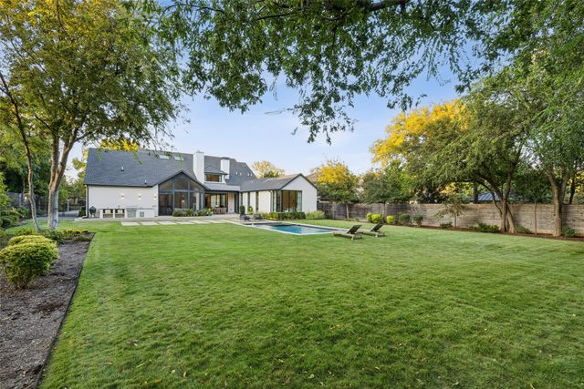 11546 W Ricks Circle, Dallas, TX 75230