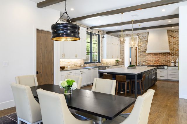 11546 W Ricks Circle, Dallas, TX 75230