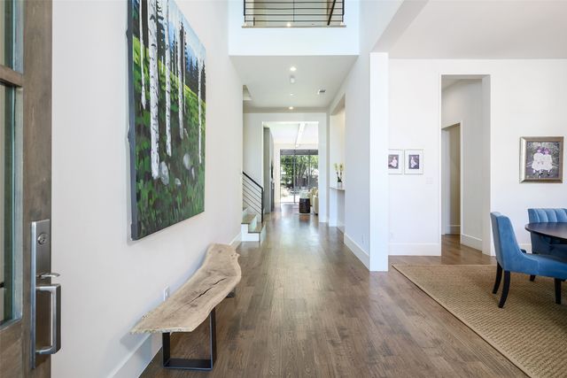 11546 W Ricks Circle, Dallas, TX 75230