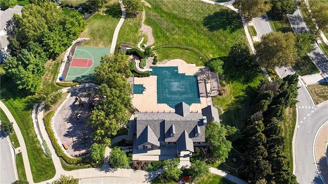11510 W 157th Terrace, Overland Park, KS 66221
