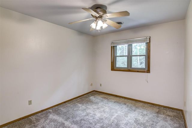 2229 Peterson Avenue, Eau Claire, WI 54703
