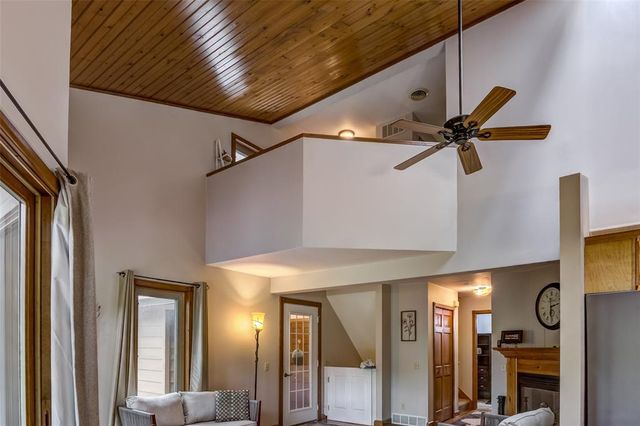 2229 Peterson Avenue, Eau Claire, WI 54703