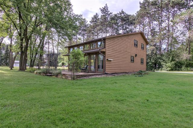 2229 Peterson Avenue, Eau Claire, WI 54703