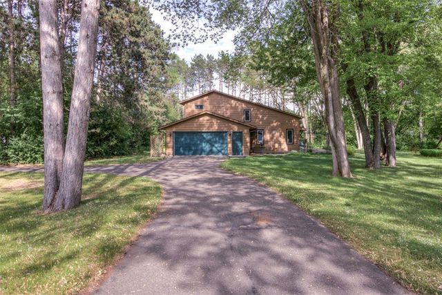 2229 Peterson Avenue, Eau Claire, WI 54703
