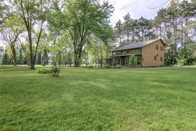 2229 Peterson Avenue, Eau Claire, WI 54703