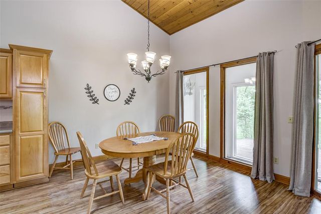2229 Peterson Avenue, Eau Claire, WI 54703