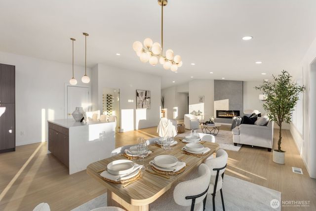 6710 N Parkview Lane, Tacoma, WA 98407