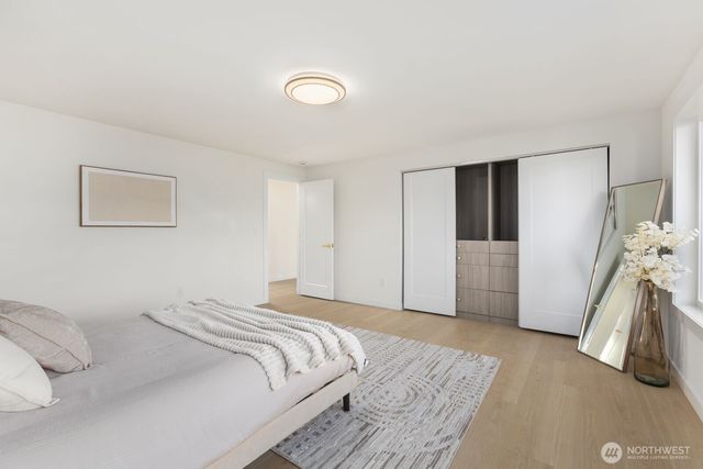 6710 N Parkview Lane, Tacoma, WA 98407