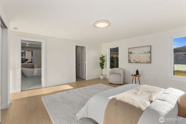 6710 N Parkview Lane, Tacoma, WA 98407