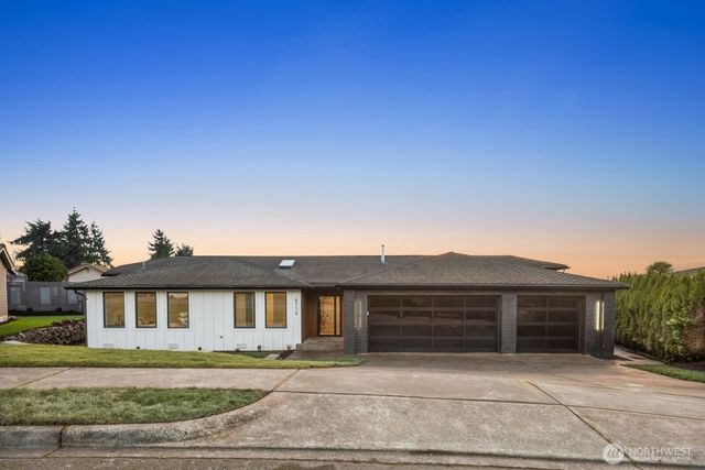 6710 N Parkview Lane, Tacoma, WA 98407