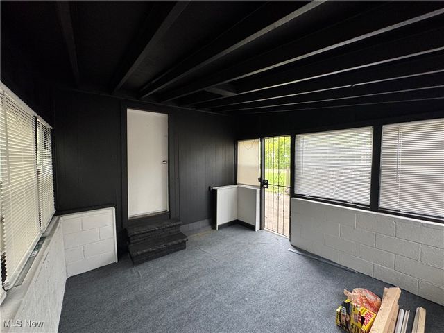 7696 Laumer Avenue, Cleveland, OH 44105