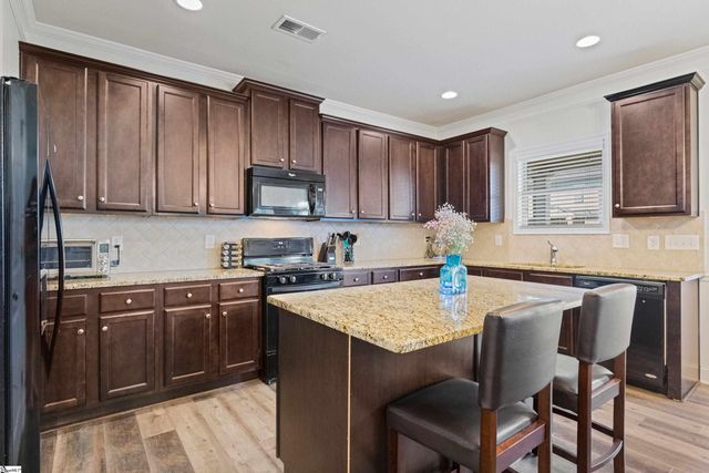 412 Kindletree Way, Simpsonville, SC 29680