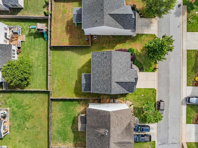 412 Kindletree Way, Simpsonville, SC 29680