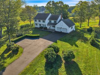 7 Sharon Lane, Old Saybrook, CT 06475