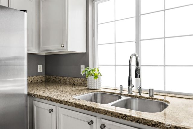 9404 McKinley Avenue E, Tacoma, WA 98445