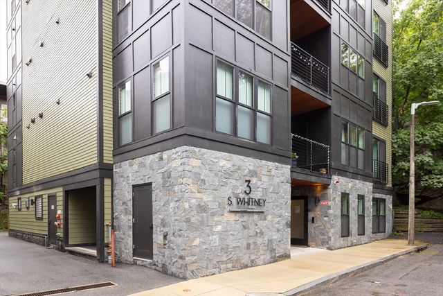 3 S Whitney Street 7, Boston, MA 02120
