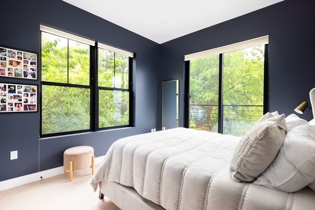 3 S Whitney Street 7, Boston, MA 02120