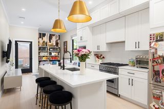 3 S Whitney Street 7, Boston, MA 02120