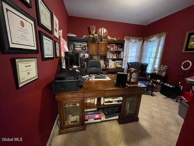 2066 Orchard Park Drive, Niskayuna, NY 12309