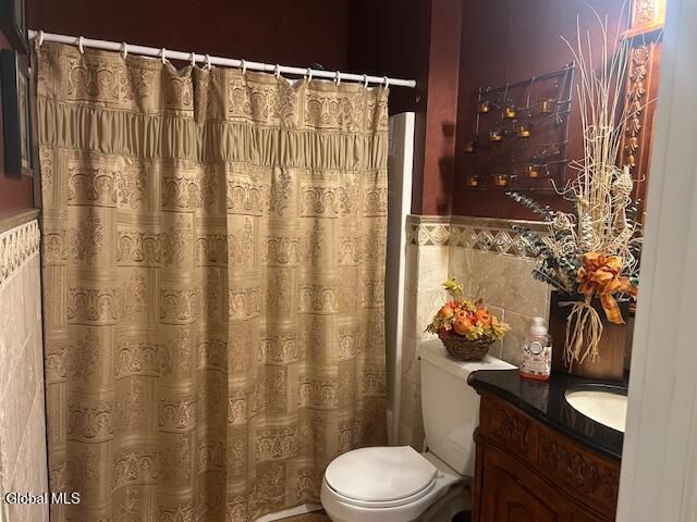 2066 Orchard Park Drive, Niskayuna, NY 12309