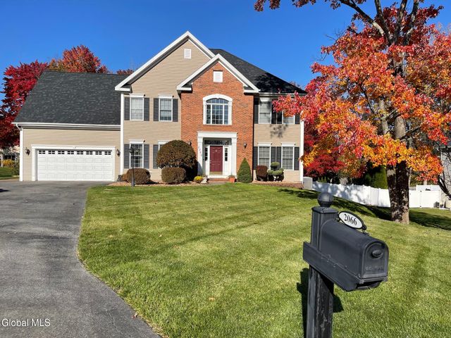 2066 Orchard Park Drive, Niskayuna, NY 12309
