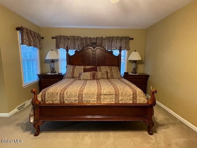 2066 Orchard Park Drive, Niskayuna, NY 12309