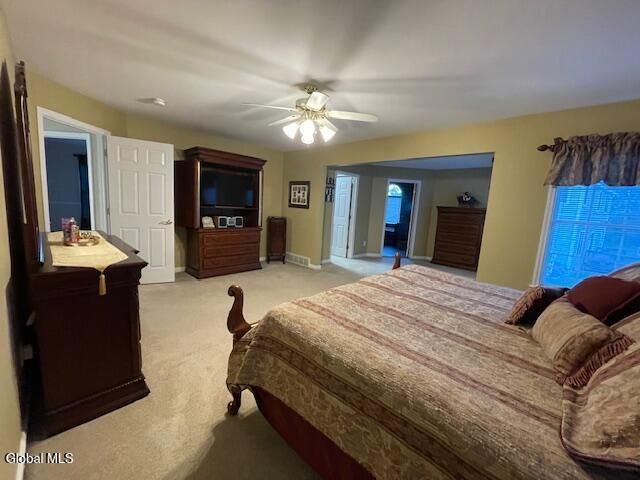 2066 Orchard Park Drive, Niskayuna, NY 12309