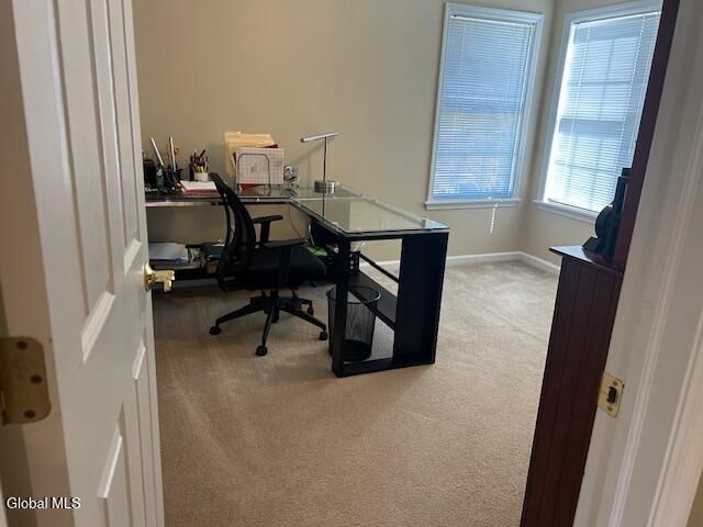 2066 Orchard Park Drive, Niskayuna, NY 12309