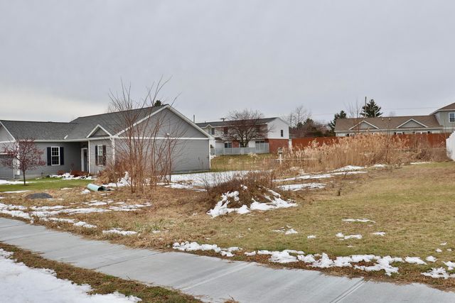 20 Louisiana Avenue, Plattsburgh, NY 12903