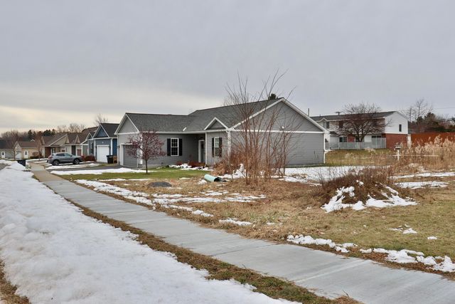 20 Louisiana Avenue, Plattsburgh, NY 12903