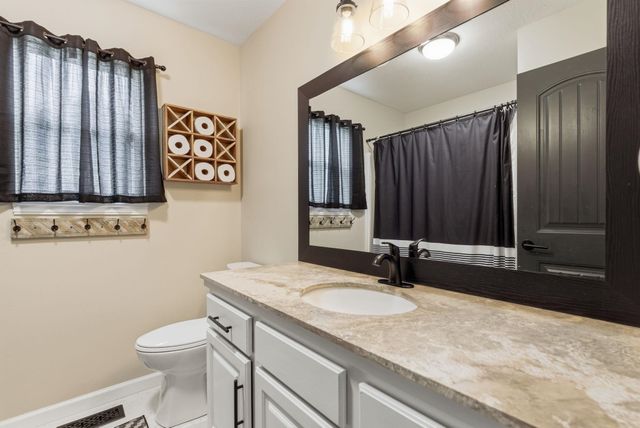 14901 W Moscelyn St, Wichita, KS 67235