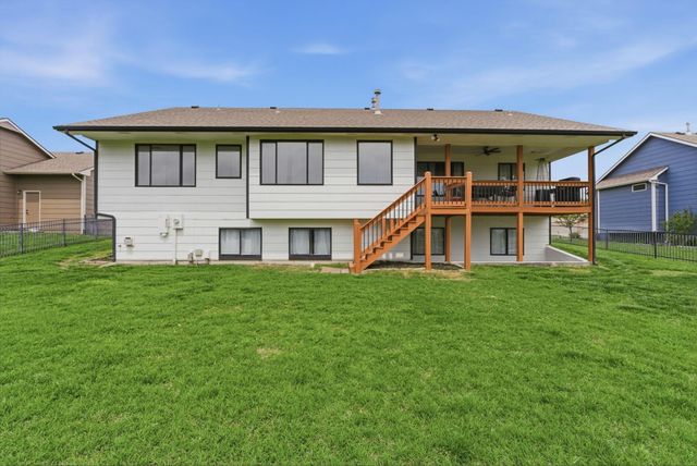 14901 W Moscelyn St, Wichita, KS 67235