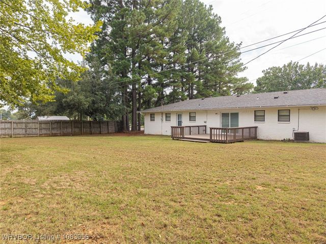204 Bowlin Drive, Poteau, OK 74953