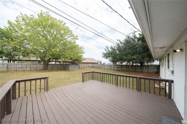 204 Bowlin Drive, Poteau, OK 74953