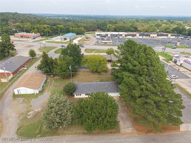 204 Bowlin Drive, Poteau, OK 74953