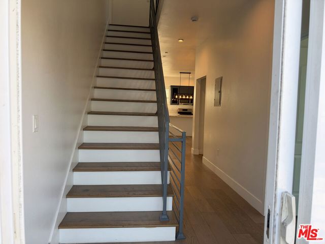 238 N Park View, Los Angeles, CA 90026