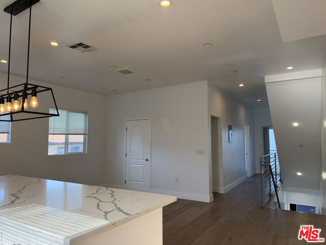 238 N Park View, Los Angeles, CA 90026