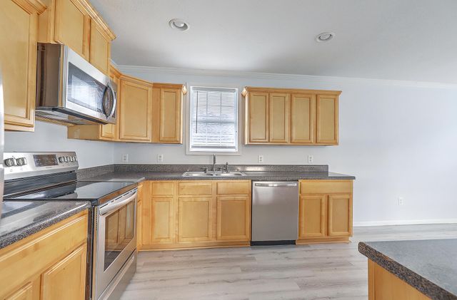 2533 Celestial Court, North Charleston, SC 29406