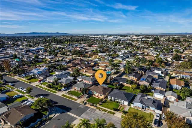 349 S Enid Avenue, Azusa, CA 91702