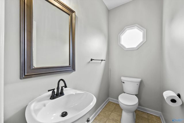 6502 Sparkling Dew Lane NW, Huntsville, AL 35810