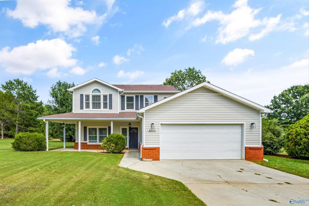 6502 Sparkling Dew Lane NW, Huntsville, AL 35810