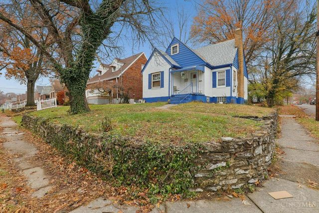 6202 Mayflower Avenue, Golf Manor, OH 45237