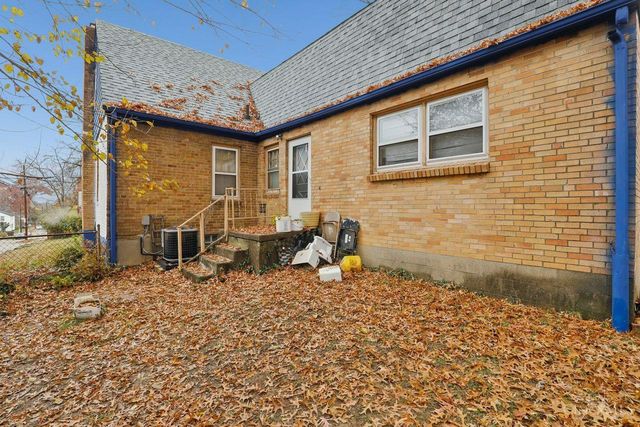 6202 Mayflower Avenue, Golf Manor, OH 45237