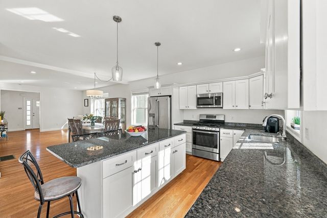 14 Morton Hill Ave, Swampscott, MA 01907