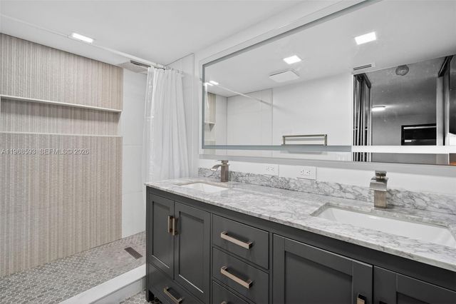 1171 SW 118th Ter, Davie, FL 33325